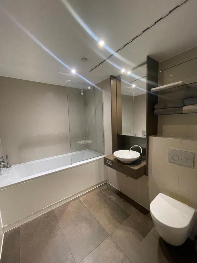Shared Apartment In Central לונדון מראה חיצוני תמונה