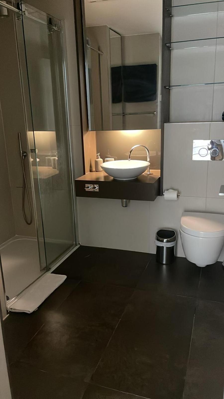 Shared Apartment In Central לונדון מראה חיצוני תמונה